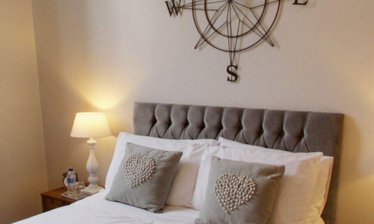 Stone Bed & Breakfast | The Bridge Inn