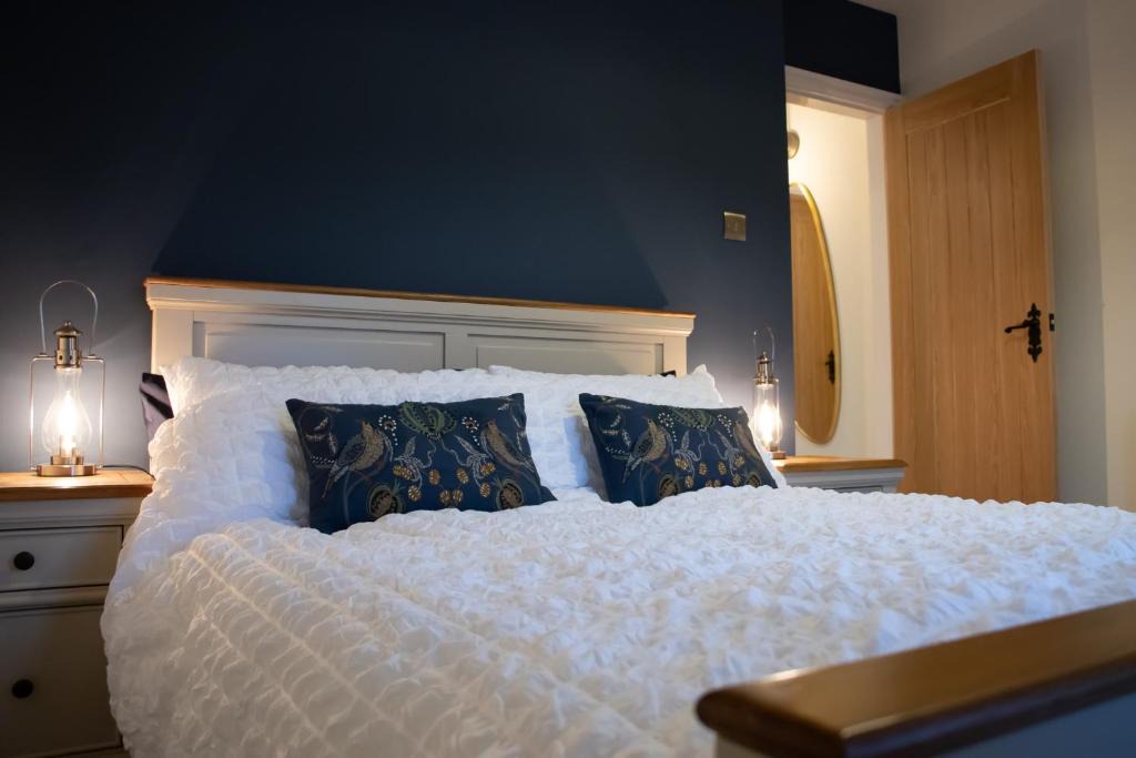 Morebattle House | The Burrow