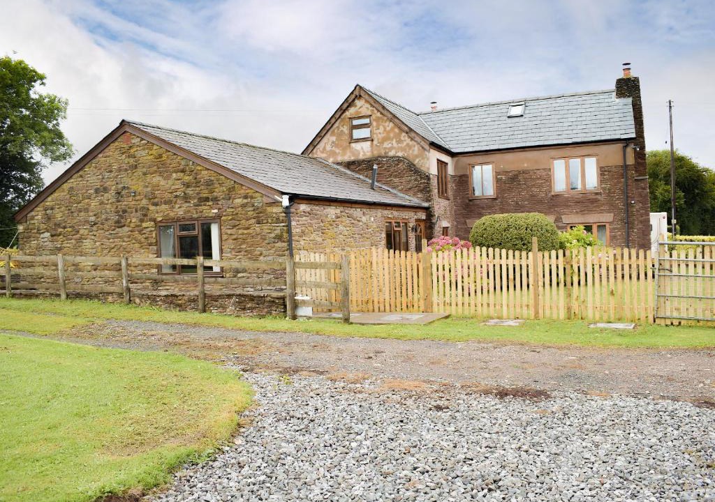 Little Cowarne House | The Byre