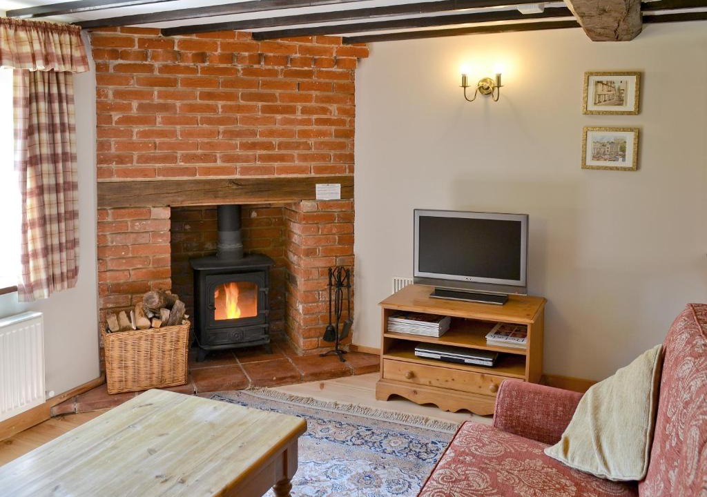 Attleborough House | The Cottage