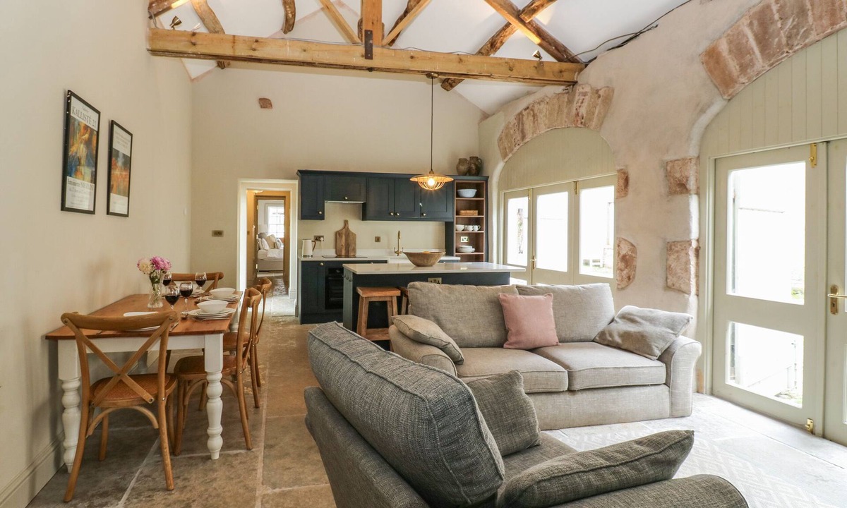 Kirklinton Cottage | The Courtyard
