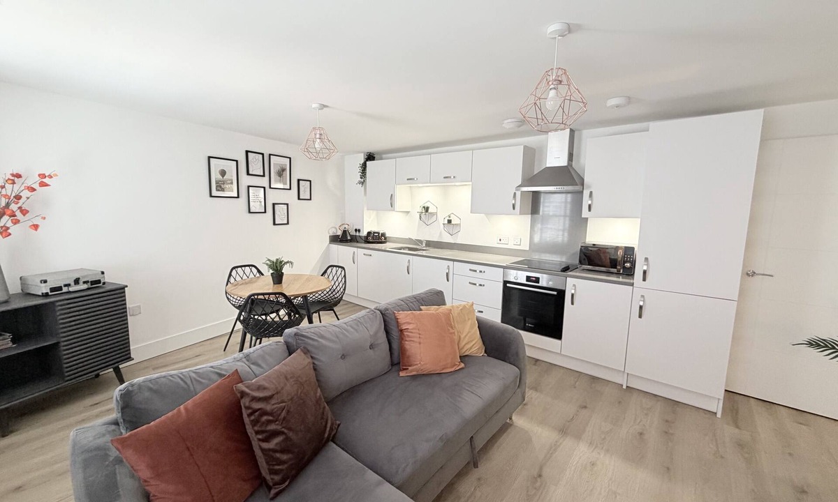 Southampton City Centre Apartment | The Courtyard