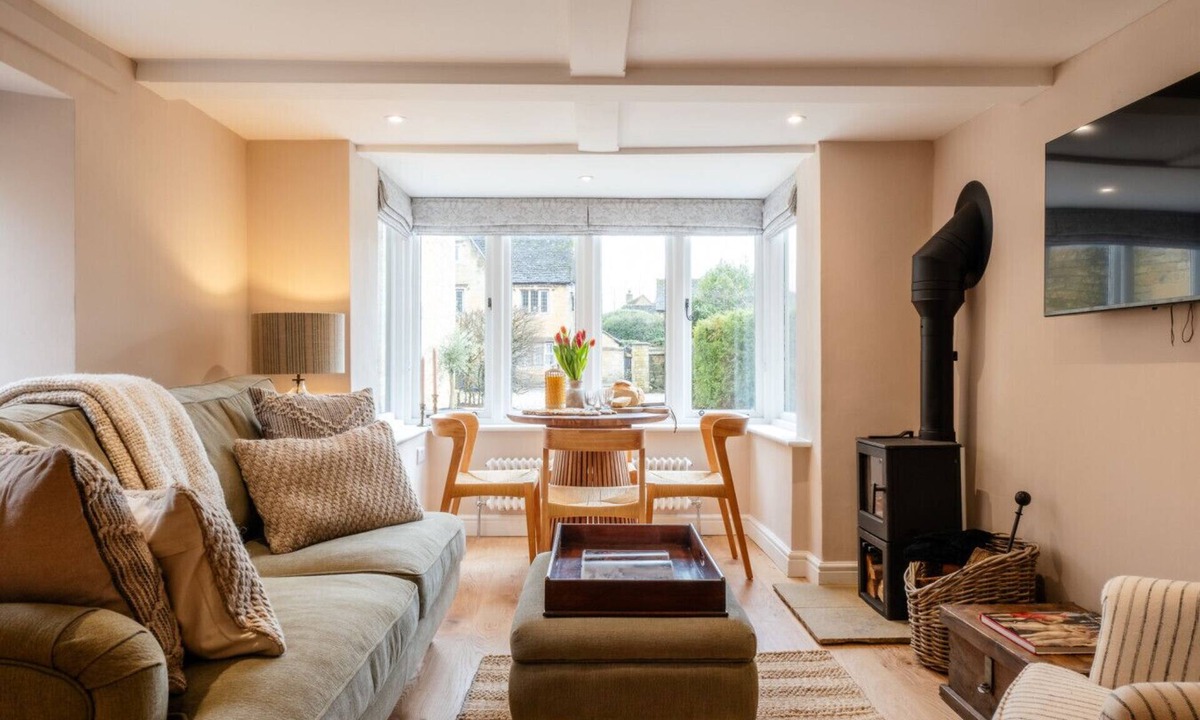 Bourton Cottage | The Cowshed | Banham Cottages