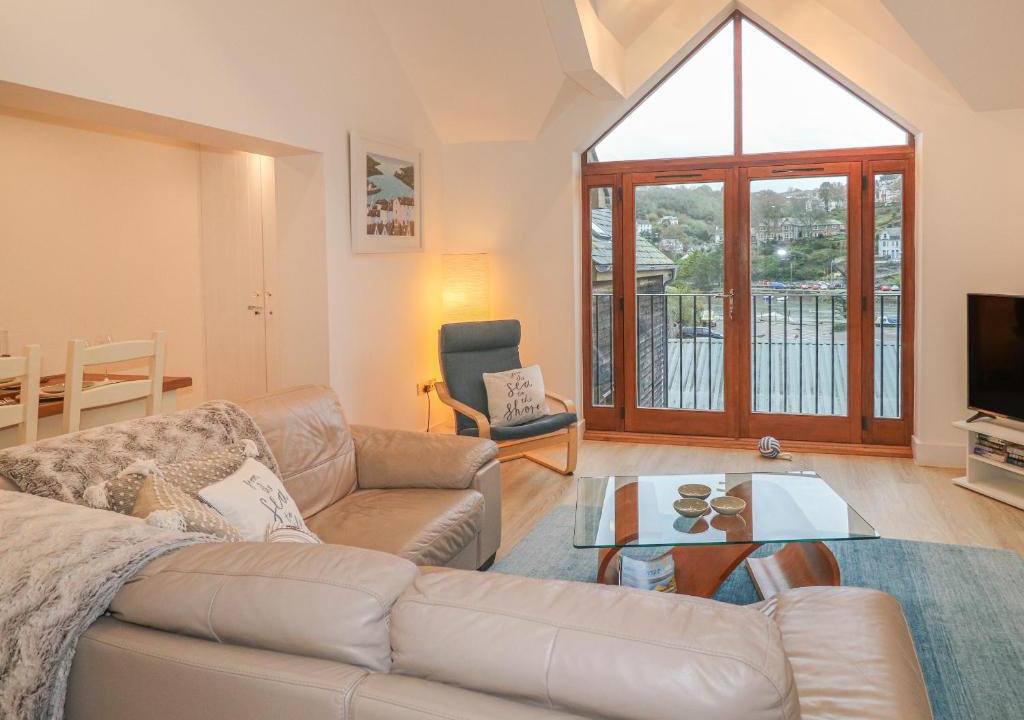West Looe Apartment | The Creekside