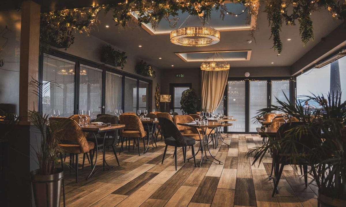East Horrington Hotel | The Crossways