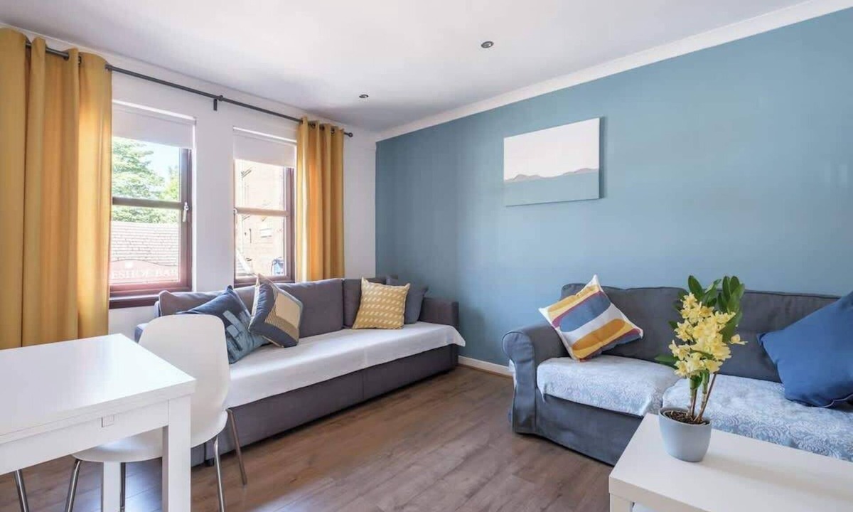 Uddingston Condo | The Douglas 2 Bed Apartment in Uddingston