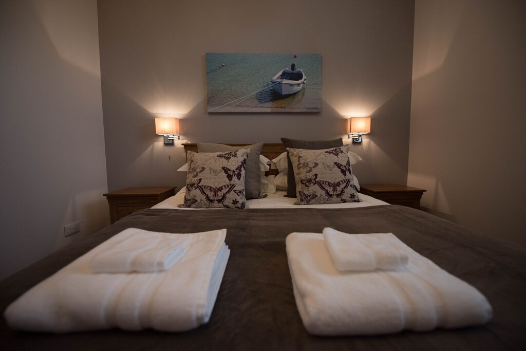 Stonehaven Apartment | The Harbour Tower D