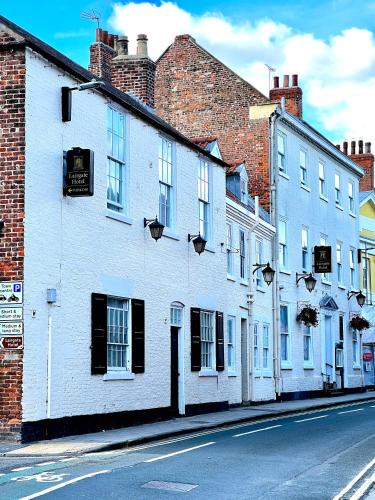 Beverley Hotel | The Lairgate