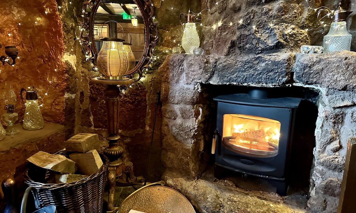 Kenn Hotel | The Ley Arms