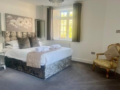Ivybridge Apartment | The Mews & Studio