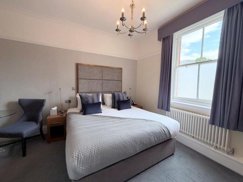 Wolverhampton Hotel | The Mount Country Manor Hotel & Golf Wolverhampton