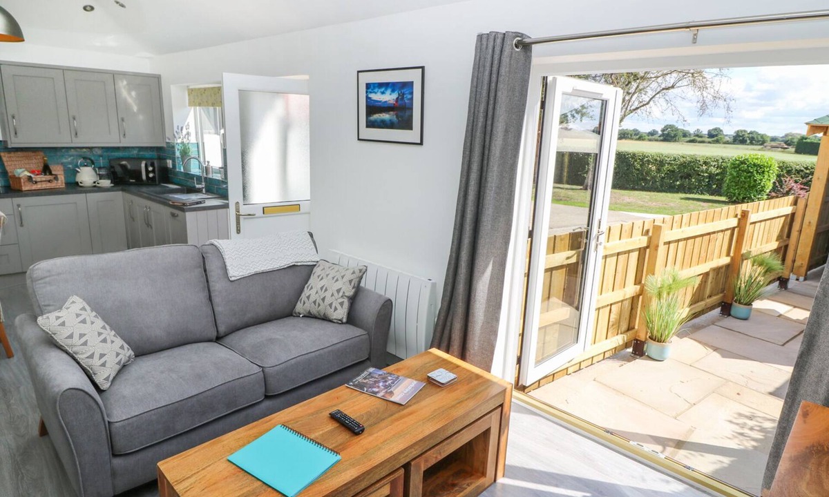 Storwood Cottage | The Old Mill Hideaway