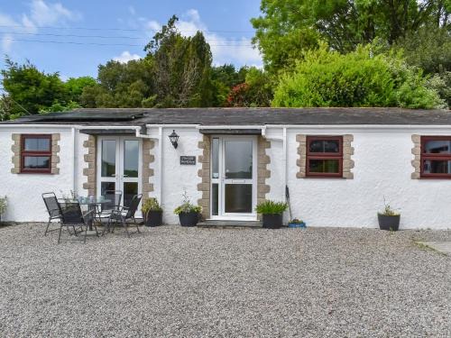 Stenalees House | The Old Workshop - Uk49871