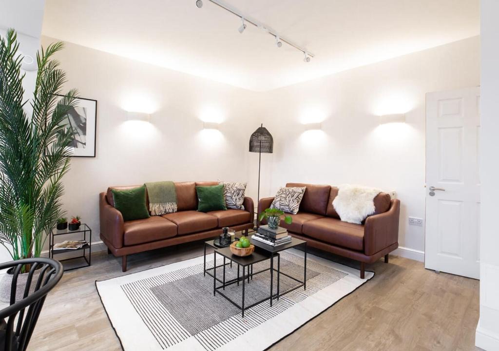 Oxford House | The Oxford Lodge