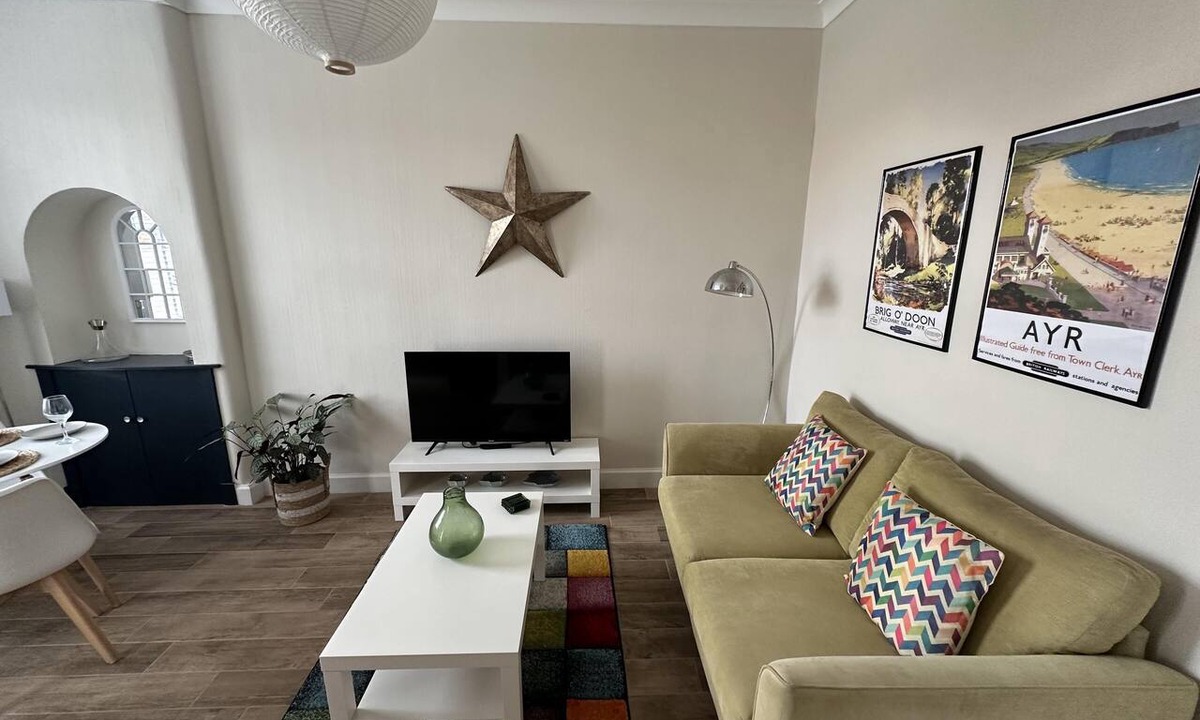Prestwick Apartment | The Prestwick Retreat