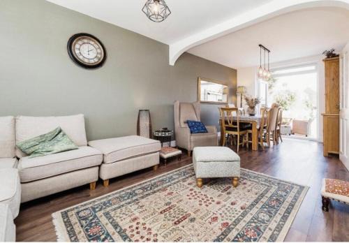 Aldborough Apartment | The Quiet Corner