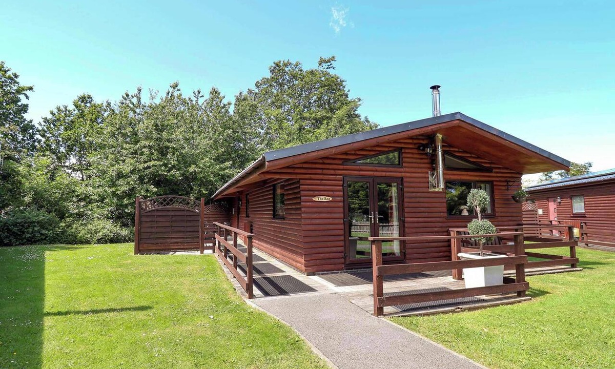 Saint Asaph Cabin | The Roe: Charming Home in St Asaph