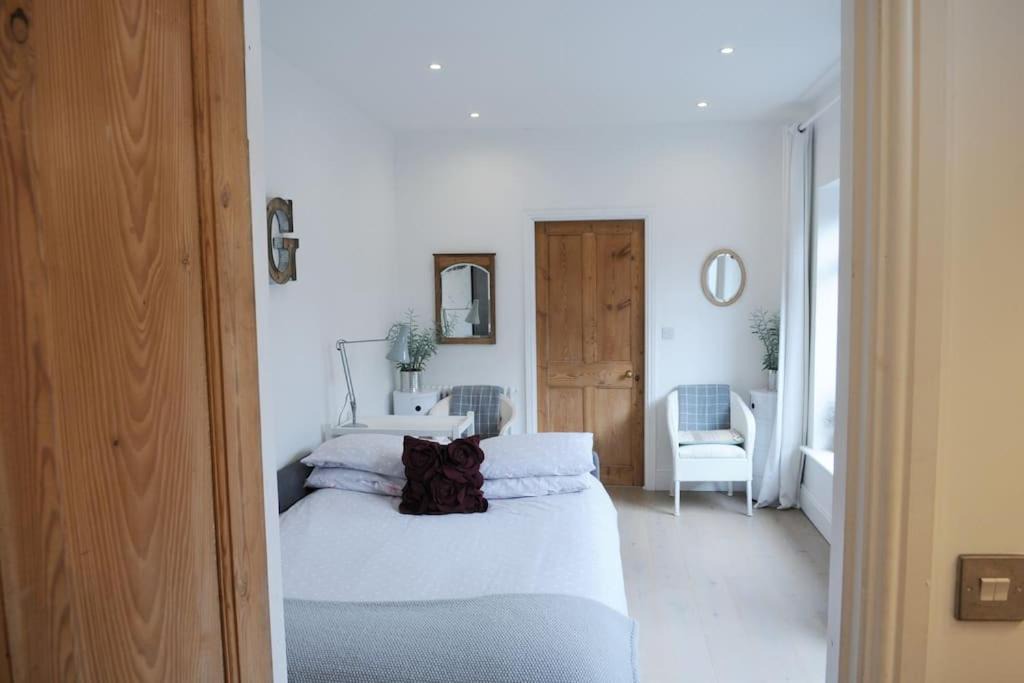 Riccall Apartment | The Snug