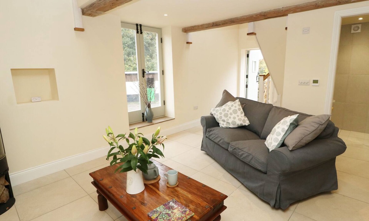 South Crossland House | The Stables