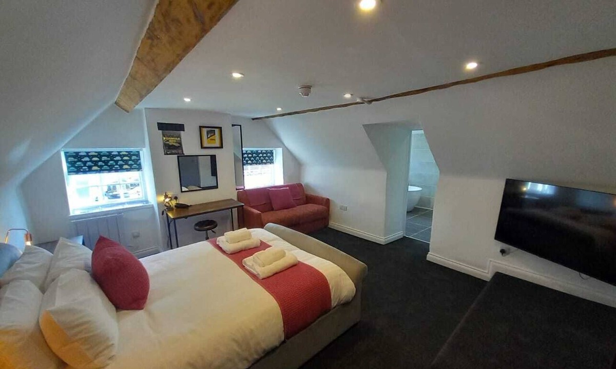 Saintbury Hotel | The Stag