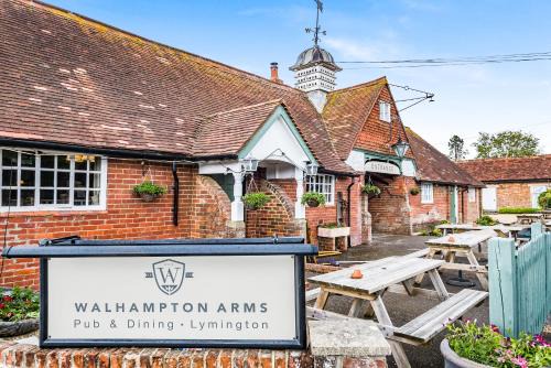 Boldre Bed & Breakfast | The Walhampton Arms