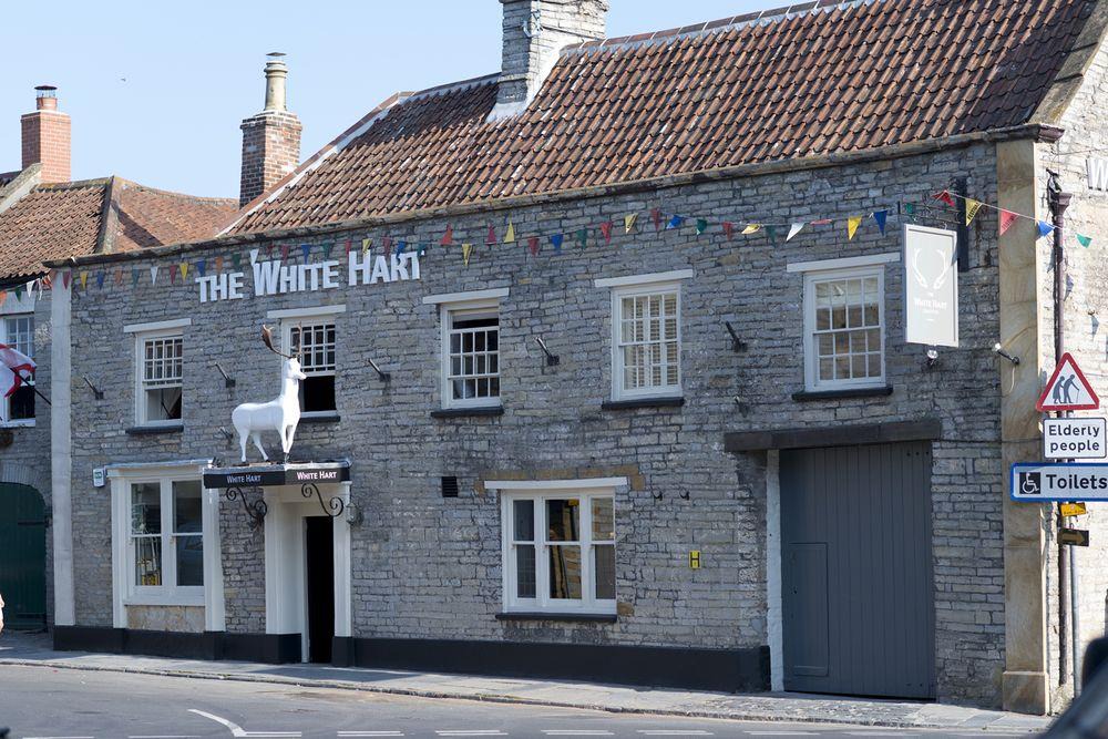 Somerton Hotel | The White Hart