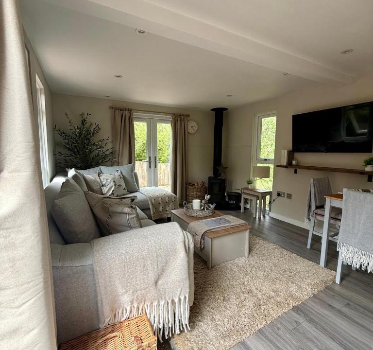 Hartwell Apartment | The Willow Annexe