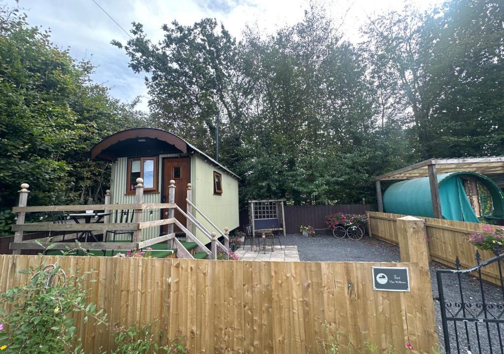 Ormskirk Other | The Willows