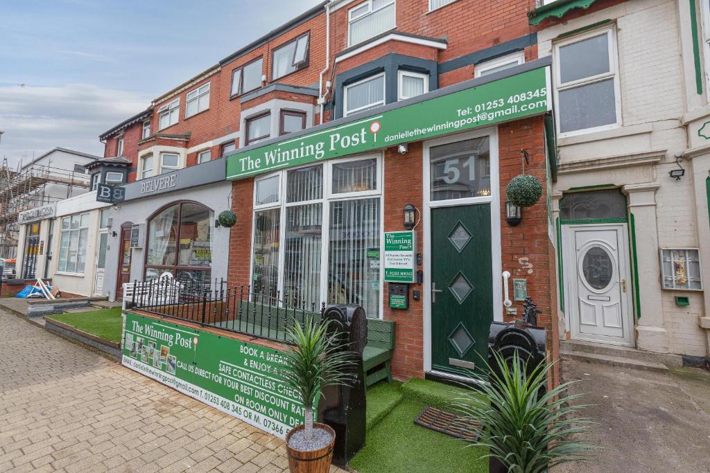 South Shore House | The Winning Post