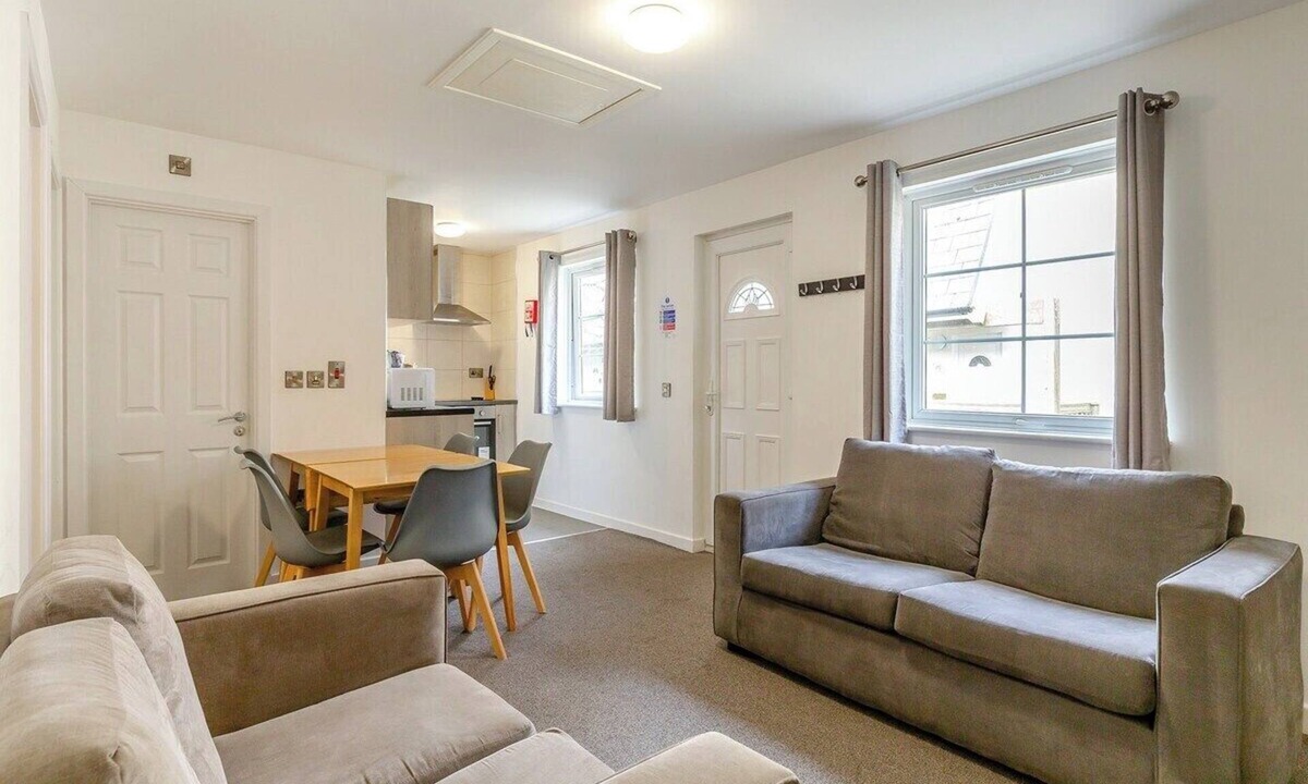 Hele Apartment | Three Bedroom Superior Apartment