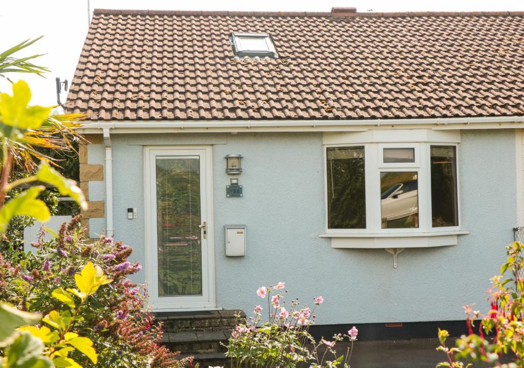 Weston-super-Mare House | Tillys Cottage