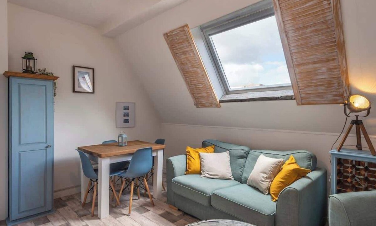 Ramsgate Apartment | Time and Tide -Central, convenient, charming