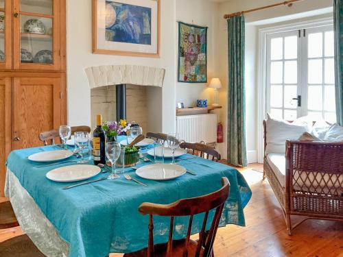 Glastonbury House | Tor Path Cottage