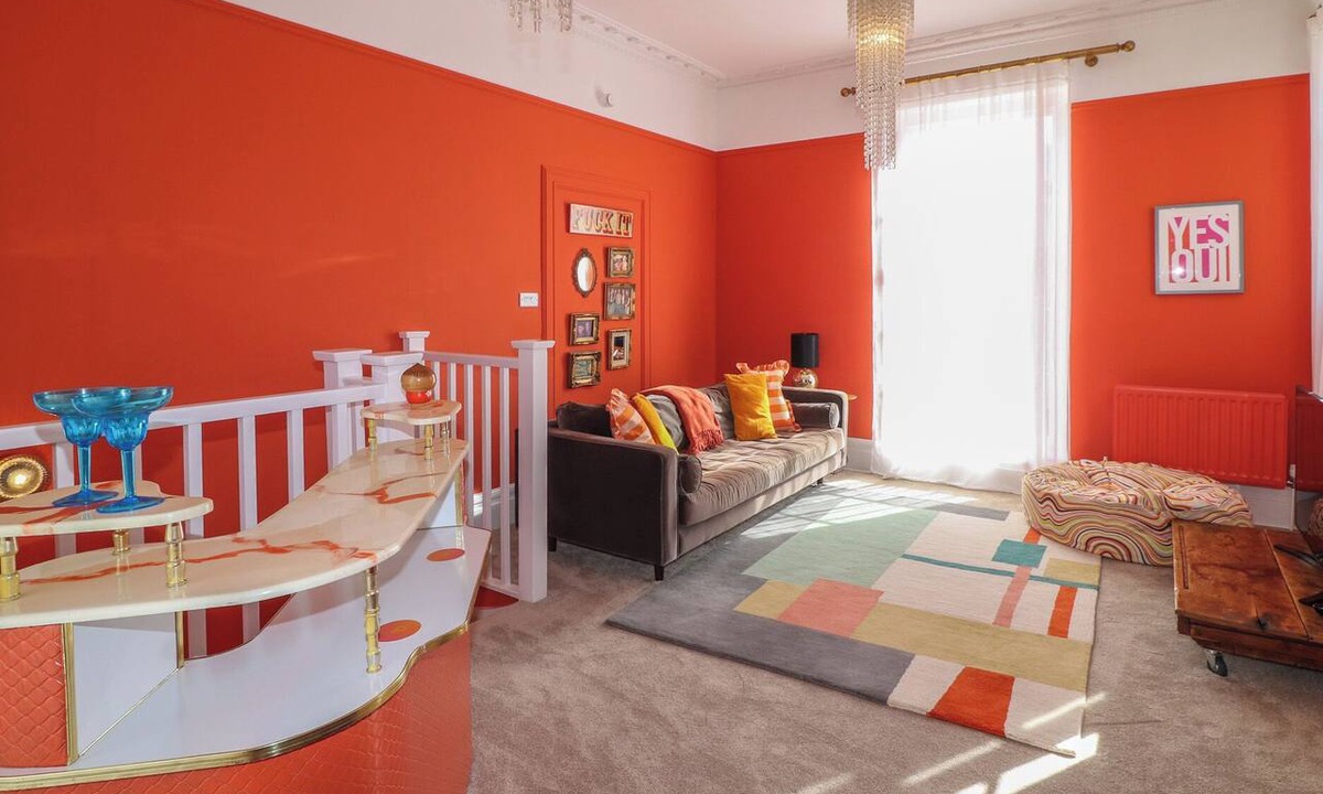 Nottingham City Centre Cottage | Tower Cottage