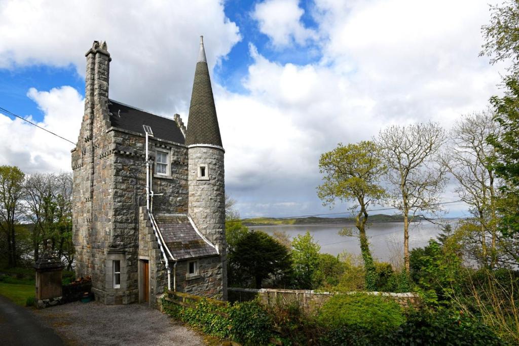 Sandyhills House | Tower Lodge