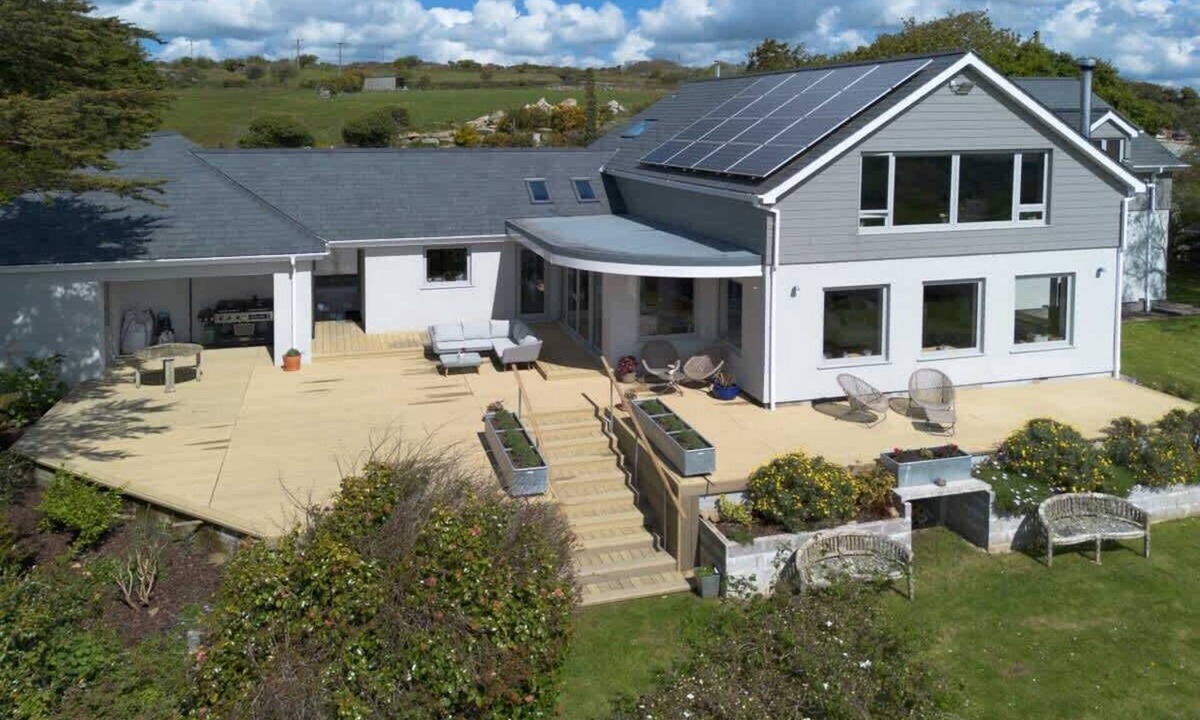 Mabe Burnthouse House | Tregaron