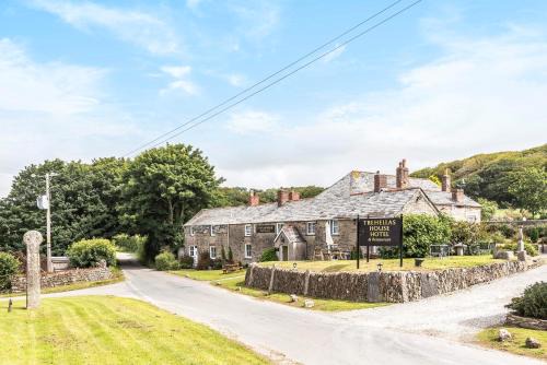 Washaway House | Trehellas House Hotel & Courthouse restaurant