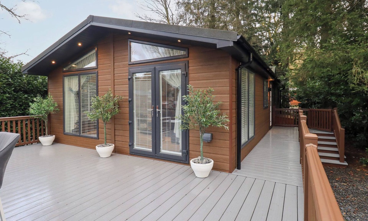 Bowness-on-Windermere Cottage | Unique Luxury Lodge