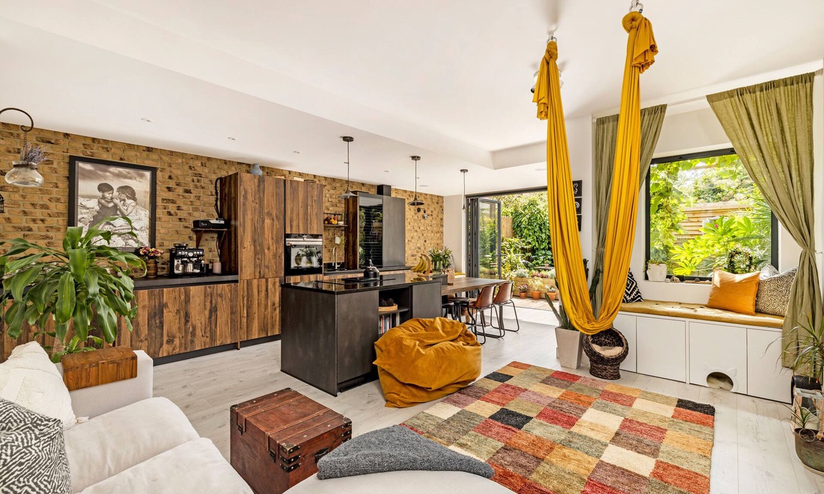 North Kensington House | Unique Space, Sunny, Modern Design, 10 min to Portobello Rd