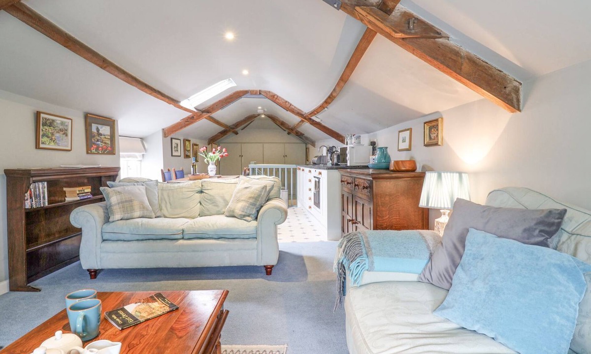 Colyton Cottage | Upside Down Cottage