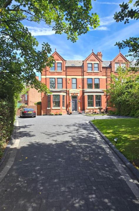 Bootle Bed & Breakfast | Victorian Renovation Room 8