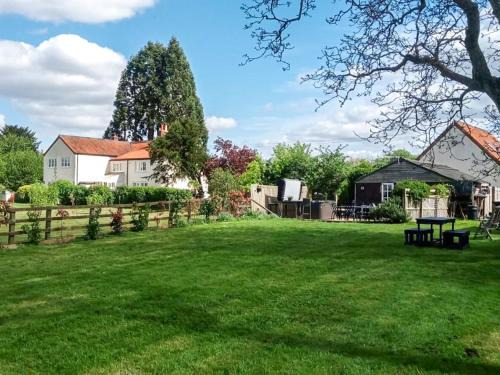 Tilney Fen End House | Walnut Tree House
