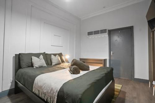 Moseley Apartment | Warm Moseley studio - 6