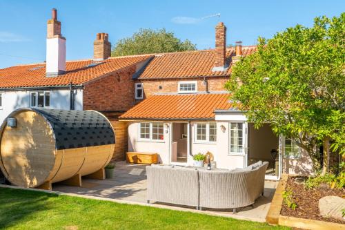 Docking House | Waterhen Cottage