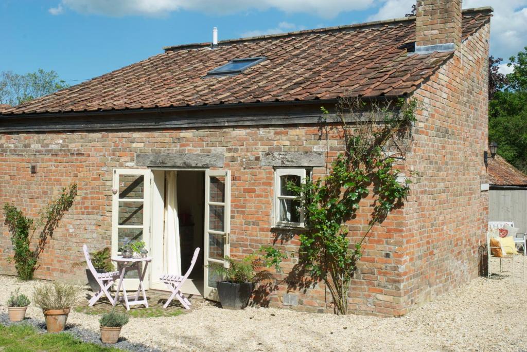 Wedmore House | Wilf's Barn