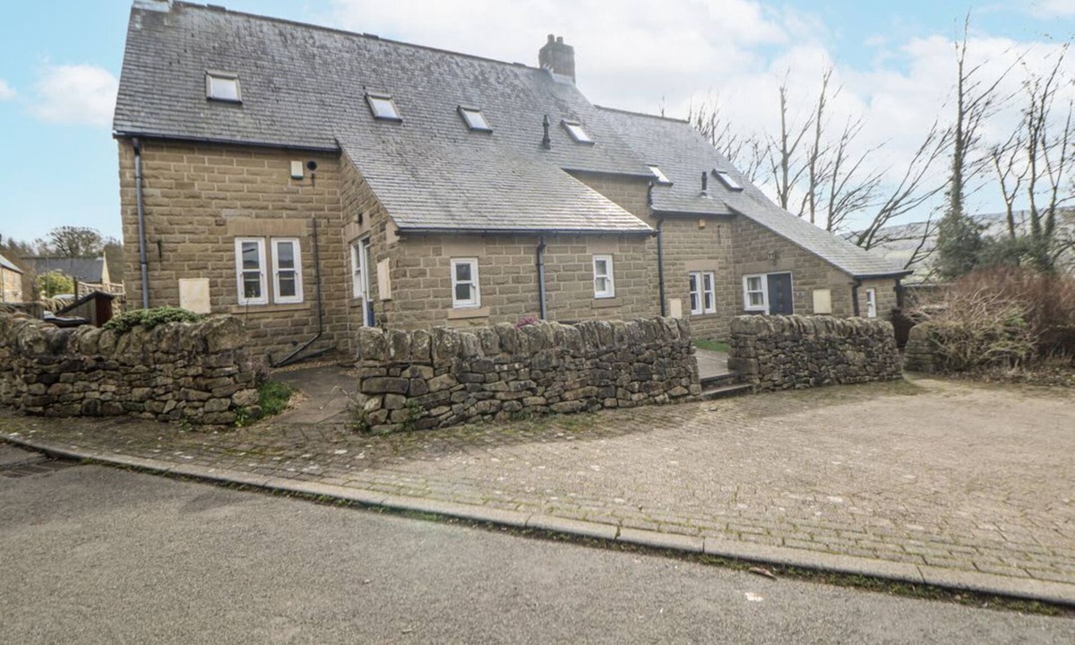 Bamford Cottage | Win Hill View, Bamford