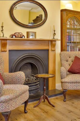 Windsor Villa | Windsor/Legoland/Ascot charming 3BR home in centre
