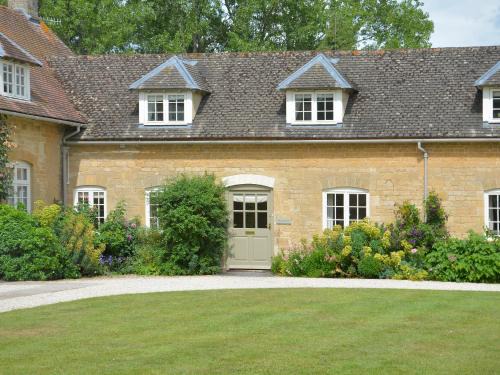 Salperton House | Wychwood - Ukc1153