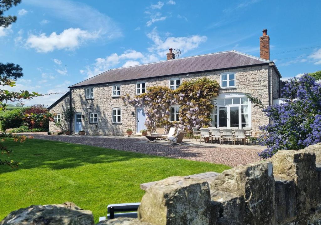 Denbigh House | Ystrad Bach