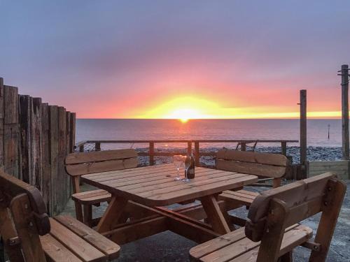 Borth House | Ystwyth House